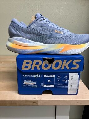 Brooks Women's Adrenaline GTS 24